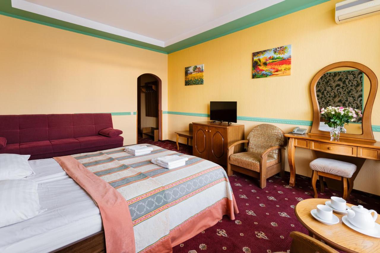 Tiso Apart Hotel Kyiv Eksteriør billede