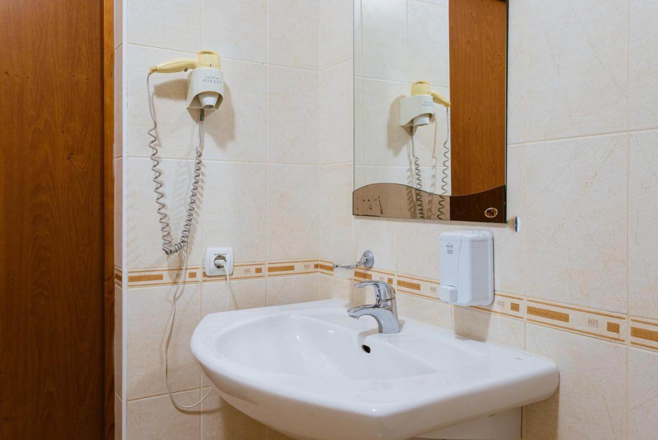 Tiso Apart Hotel Kyiv Eksteriør billede